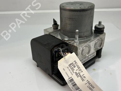 ABS pump PEUGEOT 308 CC (4B_) 2.0 HDi | BP33917064M43 - Image 3