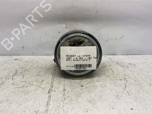 Used Right front fog light Right front fog light PEUGEOT 1007 (KM_) 1.6 HDi (109 hp) 20380440 20380440