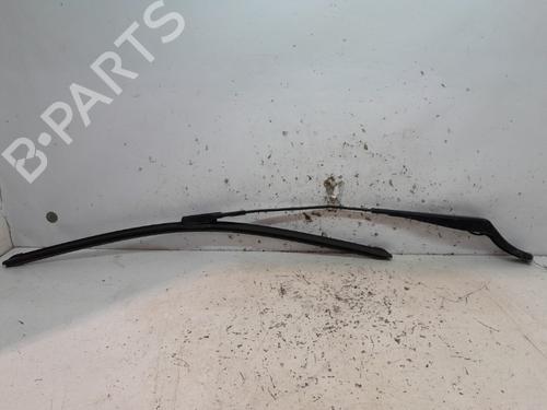 Used Front windshield wiper arm PEUGEOT 2008 I (CU_) 1.2 THP 110 / PureTech 110 (110 hp) 20384569