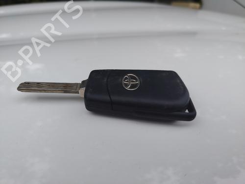 Brugte TOYOTA AYGO (_B4_) 1.0 VVTi (KGB40) 4772033