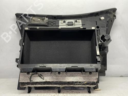 Used Glove box BMW 3 Touring (E46) 330 xd (204 hp) 20376345