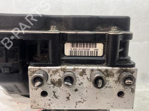 Used ABS pump ABS pump PEUGEOT 407 (6D_) 1.6 HDi 110 (6D9HZC, 6D9HYC) (109 hp) 32241276 32241276