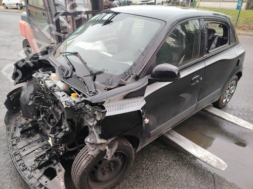 Brugte RENAULT TWINGO III (BCM_, BCA_) 1.0 SCe 75 (73 hp) 4472492