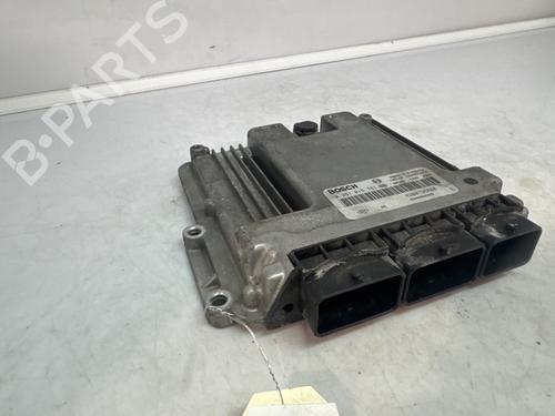 Computer Computer RENAULT LAGUNA III Grandtour (KT0/1) 2.0 dCi (KT07, KT0J, KT14, KT1A, KT1S) (131 hp) 39713652 39713652