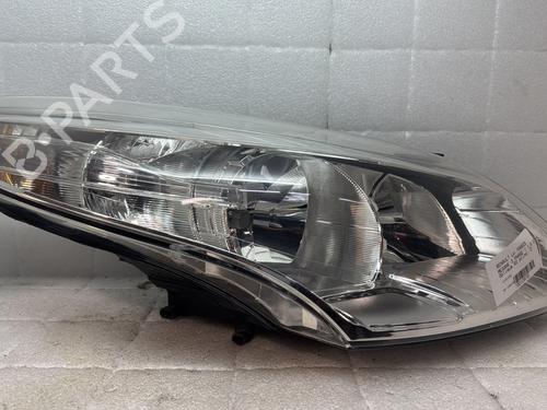 Used Right headlight RENAULT MEGANE III Hatchback (BZ0/1_, B3_) 1.5 dCi (BZ09, BZ0D, BZ1W, BZ29, BZ14) (110 hp) 32404656