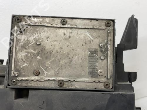 Right headlight RENAULT ESPACE III (JE0_) 2.2 dCi (JE0K) | BP25268297C29 