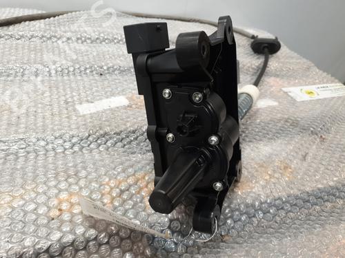 Electric handbrake PEUGEOT 3008 I MPV (0U_) 1.6 HDi | BP29822093E5
