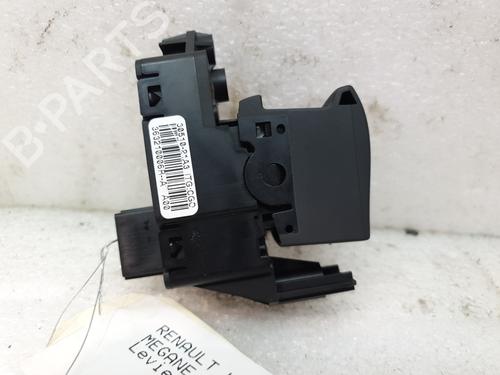 Switch RENAULT MEGANE III Coupe (DZ0/1_) 1.5 dCi (DZ09, DZ0D, DZ1F, DZ1G, DZ14, DZ29) | BP26056267I30 - Image 3