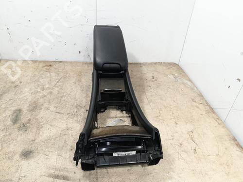 Used Middle console Middle console MERCEDES-BENZ C-CLASS (W203) C 220 CDI (203.008) (150 hp) 20376489 20376489