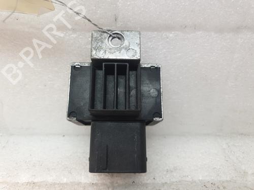 electronic-module-renault-megane-iv-hatchback-b9amn_-2015-29320613 main image