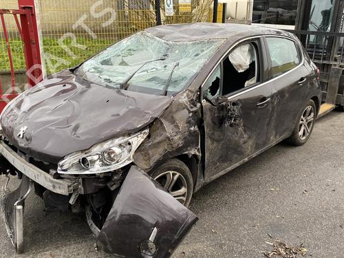 Fuel flap PEUGEOT 208 I (CA_, CC_) 1.6 HDi | BP20371812C131