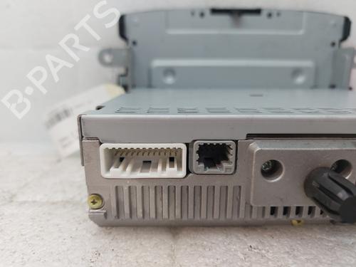 Used Radio DACIA SANDERO II TCe 90 (B8M1, B8MA, B8AC) (90 hp) 21527368
