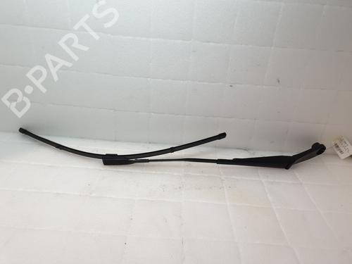 front-windshield-wiper-arm-audi-q2-gab-gag-2016-24645712 main image