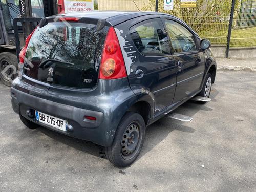 Left taillight PEUGEOT 107 (PM_, PN_) 1.0 | BP20383588C34 