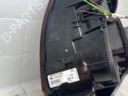 Right taillight CITROËN C3 III (SX) 1.2 PureTech 82 | BP32311784C35