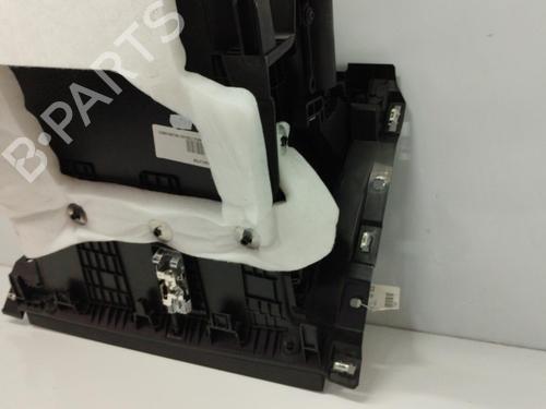 Used Glove box Glove box RENAULT CLIO V (B7_) 1.6 E-TECH 140 (B7MU) (140 hp) 20371744 20371744