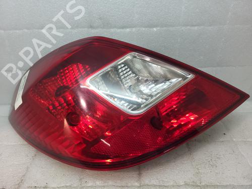 Feu arrière gauche OPEL CORSA D (S07) 1.3 CDTI (L08, L68) (75 hp) 31138597
