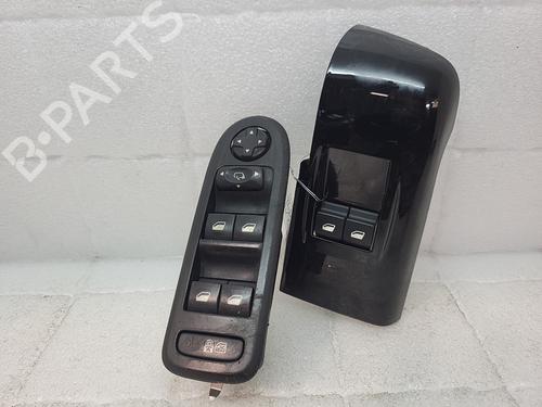 Used Left front window switch Left front window switch CITROËN C3 III (SX) 1.2 THP 110 (SXHNPS, SXHNZT, SXHNZ6) (110 hp) 21095693 21095693