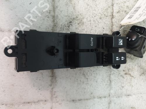 Left front window switch SUZUKI SWIFT IV (FZ, NZ) 1.6 (AZG416, AZH416, RS416, ZC32S, ZA32S) | BP29822054I27