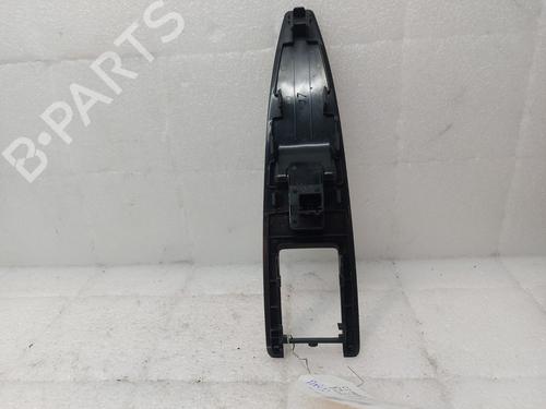 Used Right rear window switch Right rear window switch CITROËN C6 (TD_) 2.2 HDi (170 hp) 22536186 22536186