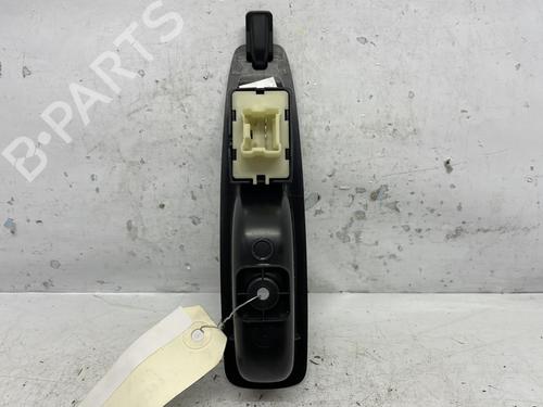 Used Right front window switch Right front window switch RENAULT CLIO IV (BH_) 1.5 dCi 110 (110 hp) 20376365 20376365
