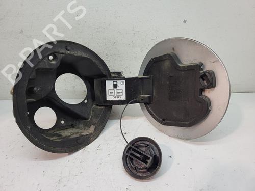 Fuel flap RENAULT CLIO V (B7_) 1.5 Blue dCi 115 (B7AD) | BP20377640C131 