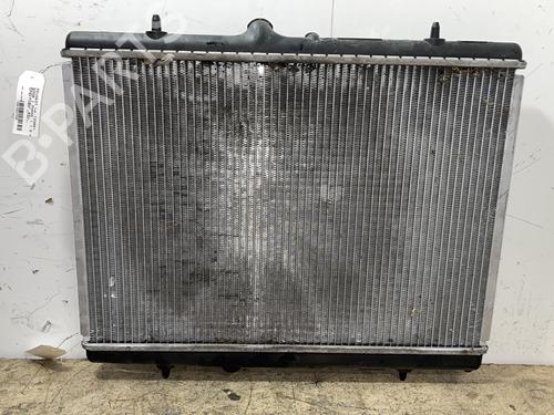 Used Water radiator Water radiator PEUGEOT 5008 (0U_, 0E_) 1.6 HDi (112 hp) 20379531 20379531