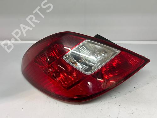 Venstre baglygte Venstre baglygte OPEL CORSA D (S07) 1.3 CDTI (L08, L68) (75 hp) 34153536 34153536