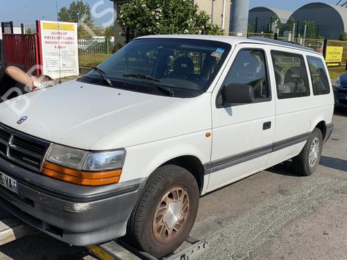 Used Parts CHRYSLER VOYAGER II (ES) 3.3 i 2048268