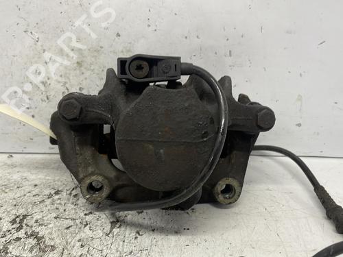Used Right front brake caliper Right front brake caliper MERCEDES-BENZ C-CLASS (W202) C 180 (202.018) (122 hp) 20382925 20382925