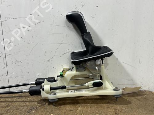 Gear lever VOLVO V40 Cross Country (526) D2 | BP31156669M90