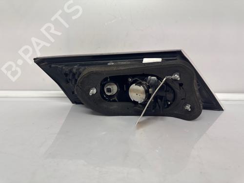 Højre baglygte bagklap Højre baglygte bagklap HONDA CIVIC VIII Hatchback (FN, FK) 2.2 CTDi (FK3) (140 hp) 36057084 36057084