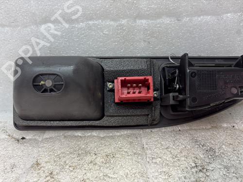 Used Left rear window switch Left rear window switch RENAULT SAFRANE II (B54_) 2.0 16V (B54L) (136 hp) 33114766 33114766