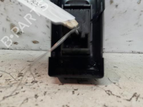 Right front window switch VW GOLF VI (5K1) 2.0 TDI | BP20381589I26 