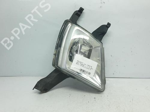 Used Right front fog light PEUGEOT 407 (6D_) 1.6 HDi 110 (6D9HZC, 6D9HYC) (109 hp) 20375918
