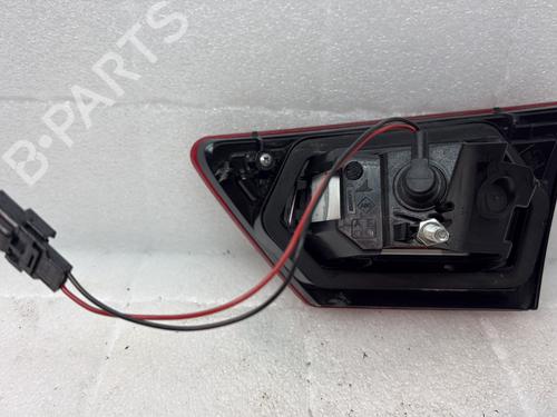 left-tailgate-light-renault-clio-iv-bh_-2012-2013-2014-2015-2016-2017-2018-2019-2020-2021-32044934 main image