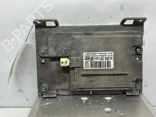 Used Display monitor Display monitor PEUGEOT 208 I (CA_, CC_) 1.5 BlueHDI 100 (102 hp) 20384934 20384934