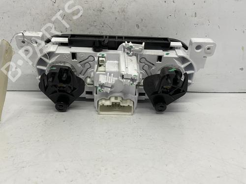 Used Climate control Climate control DACIA SANDERO II TCe 90 (B8M1, B8MA, B8AC) (90 hp) 20372173 20372173