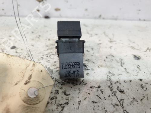 Used Right rear window switch Right rear window switch SEAT IBIZA IV (6J5, 6P1) 1.6 (105 hp) 20374567 20374567