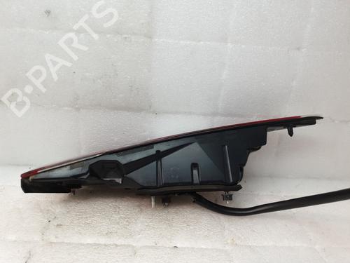 right-tailgate-light-lexus-es-_z10_-_a10_-_h10_-2018-27626905 main image