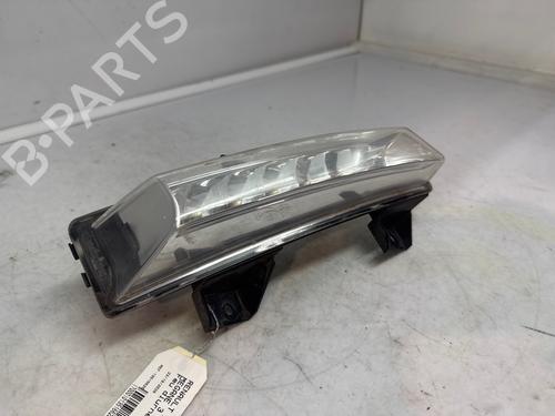 Used Right daytime light Right daytime light RENAULT MEGANE III Coupe (DZ0/1_) 1.9 dCi (DZ0N, DZ0J, DZ1J, DZ1K) (131 hp) 40280584 40280584