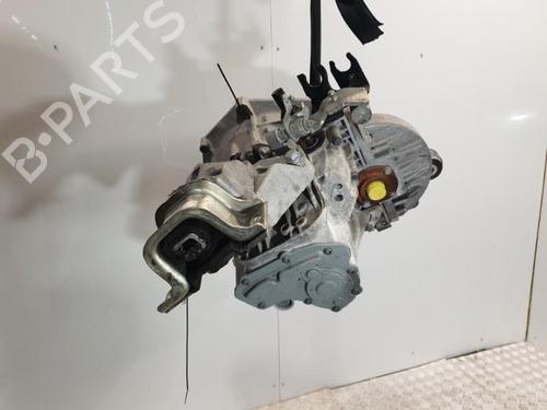 Boîte de vitesses OPEL MOVANO C Platform/Chassis (U9) 2.2 D (165 hp) 20384910