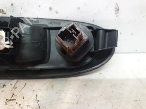 Used Right front window switch Right front window switch 20384497 20384497