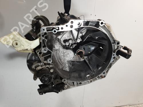 Używane Skrzynia biegów PEUGEOT 208 I (CA_, CC_) 1.6 HDi (92 hp) 26376849
