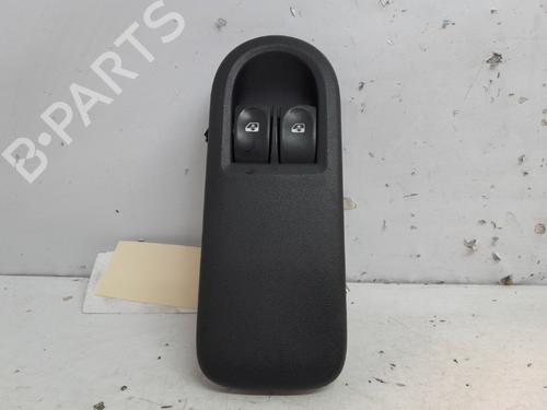 Used Left front window switch RENAULT CLIO III (BR0/1, CR0/1) 1.5 dCi (88 hp) 20381521