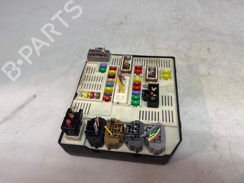 Fuse box RENAULT MEGANE III Hatchback (BZ0/1_, B3_) 1.5 dCi (BZ09, BZ0D, BZ1W, BZ29, BZ14) | BP40493709E1 - Image 3