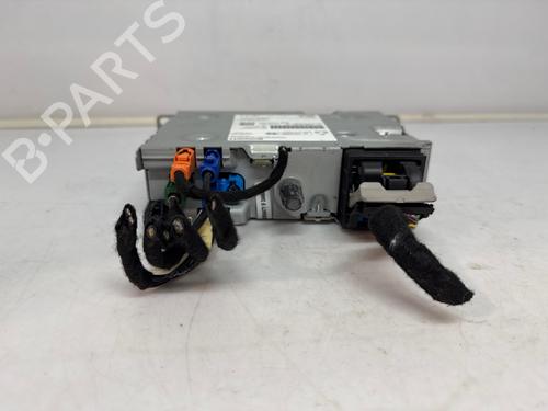 Used Radio Radio PEUGEOT 2008 II (UD_, US_, UY_, UJ_, UR_, UC_) 1.2 PureTech 100 (USHNK) (101 hp) 37635017 37635017
