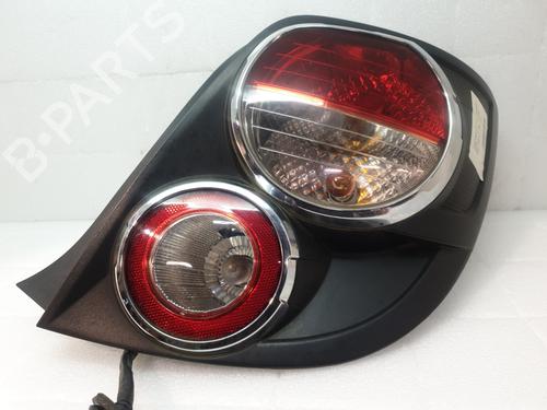 Used Right taillight CHEVROLET AVEO Hatchback (T300) 1.4 (101 hp) 22793871
