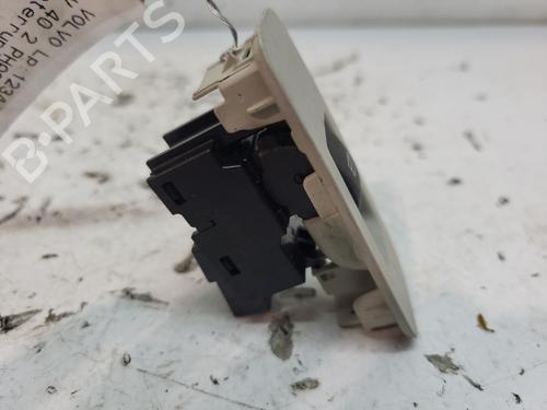 Used Right rear window switch Right rear window switch VOLVO V40 Hatchback (525) D3 (150 hp) 20377806 20377806