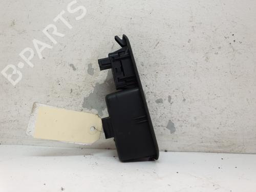 Used Right rear window switch Right rear window switch PEUGEOT 3008 I MPV (0U_) 1.6 HDi (112 hp) 21973847 21973847